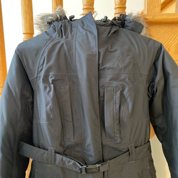 The north face down parka black - Picture 2 of 8